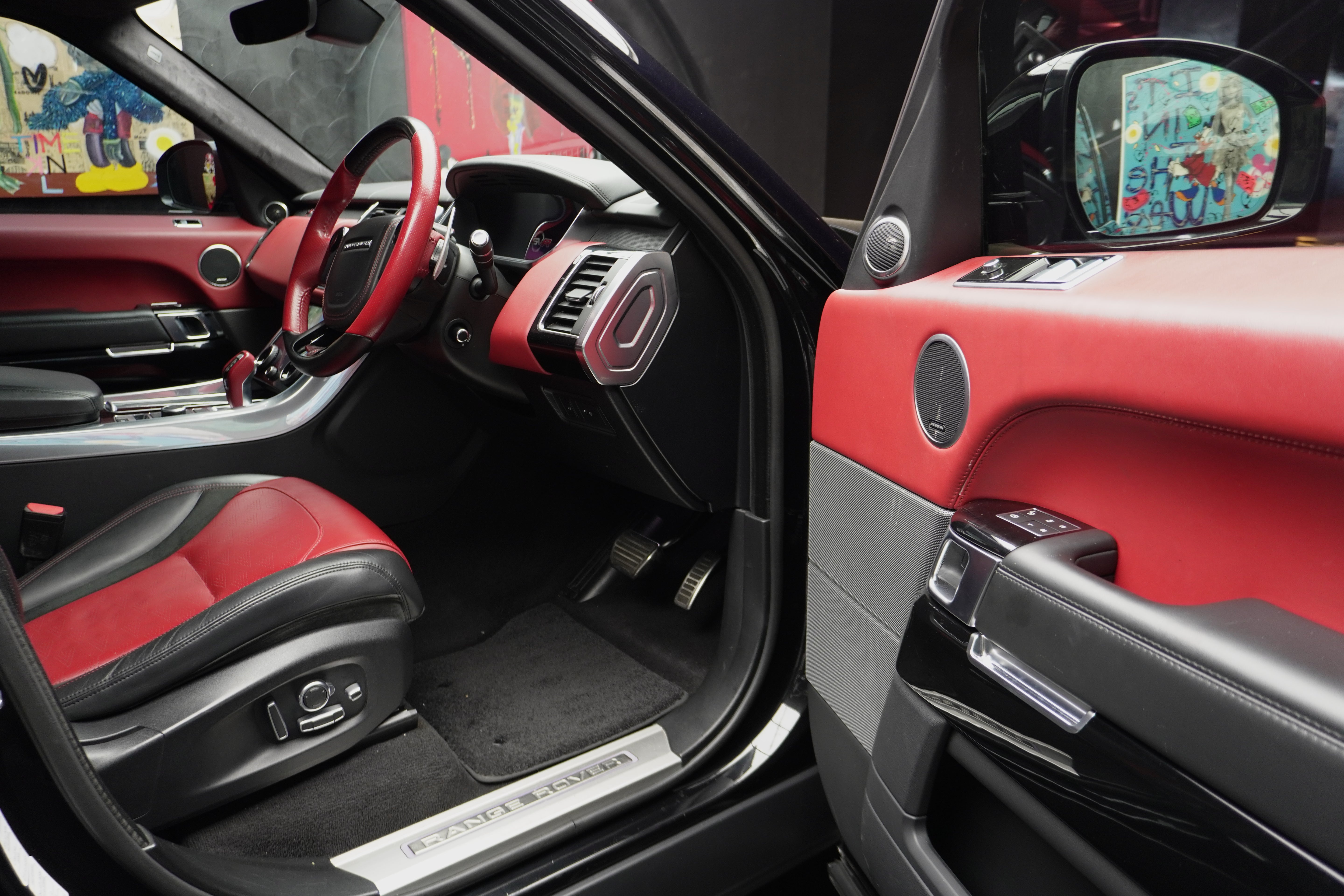 Land Rover Range Rover Sport SVR