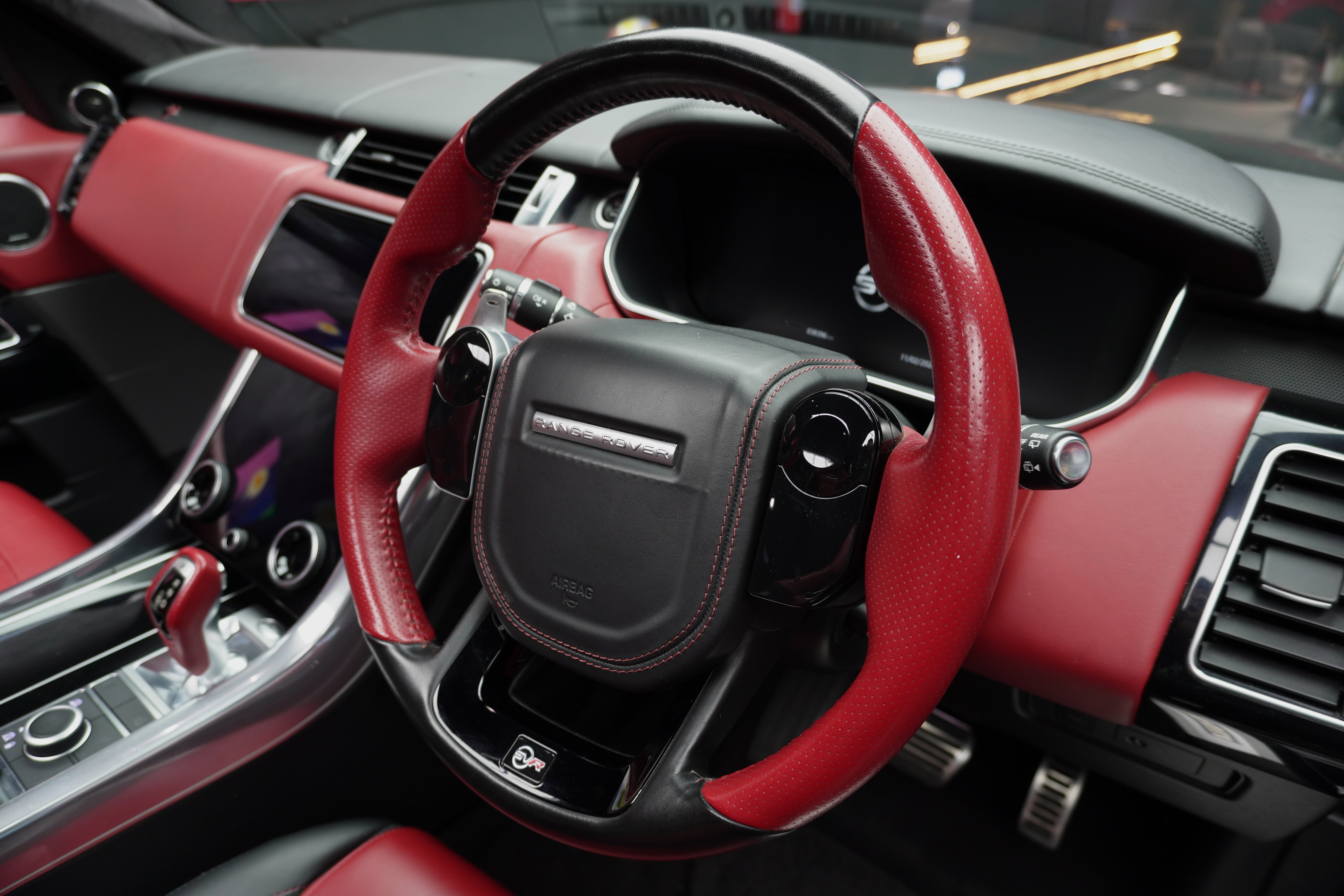 Land Rover Range Rover Sport SVR