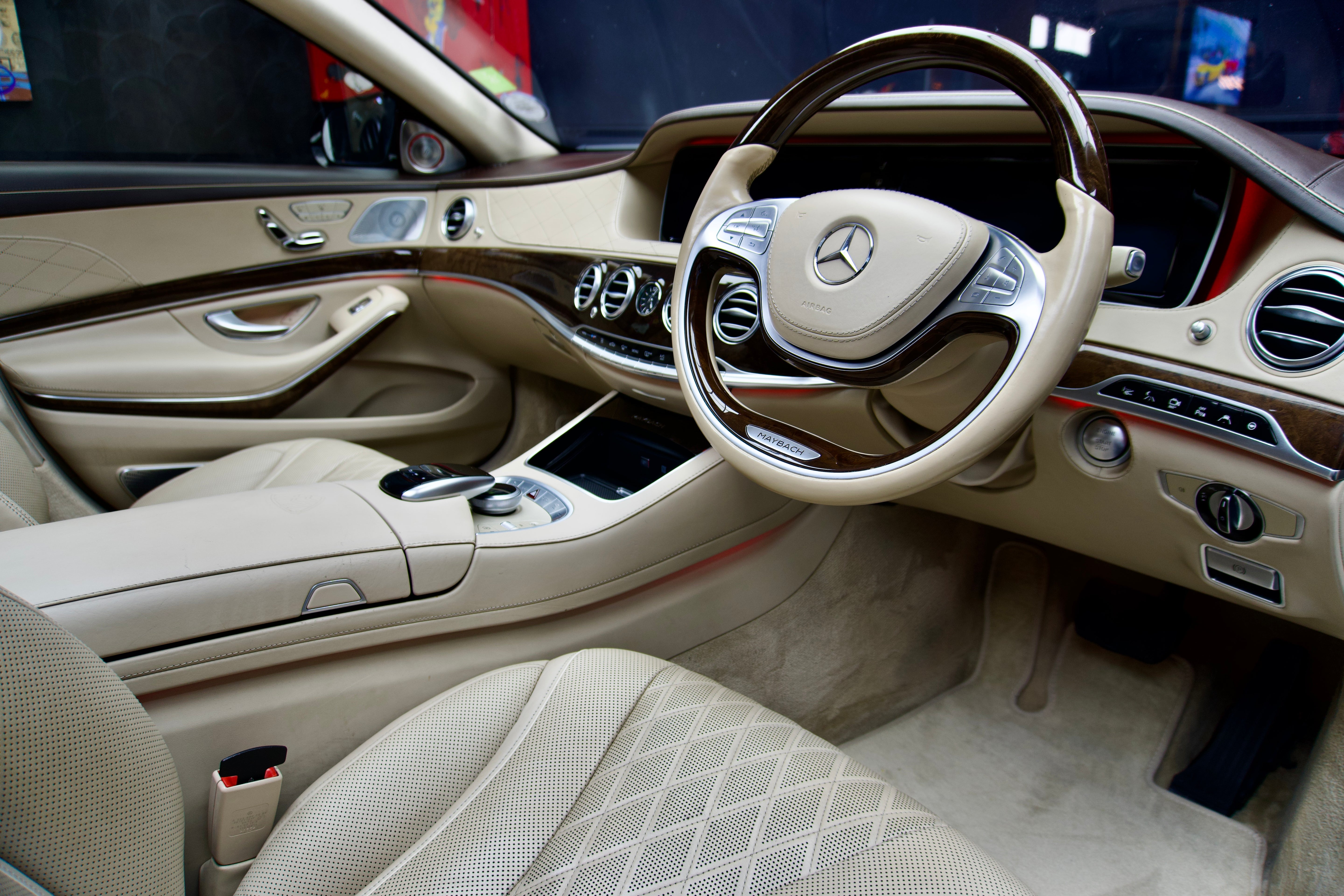 Mercedes-Maybach S-Class S600