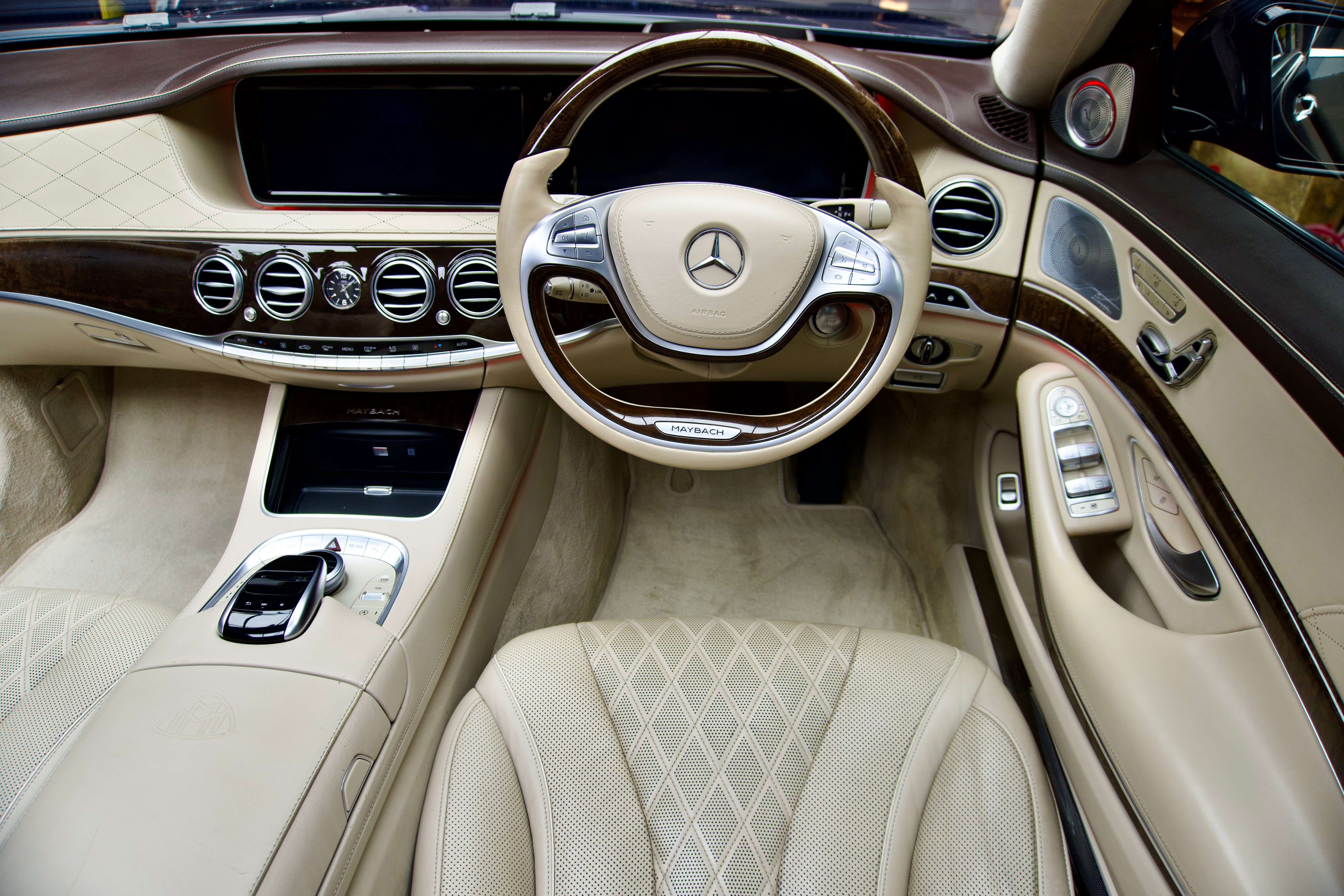 Mercedes-Maybach S-Class S600