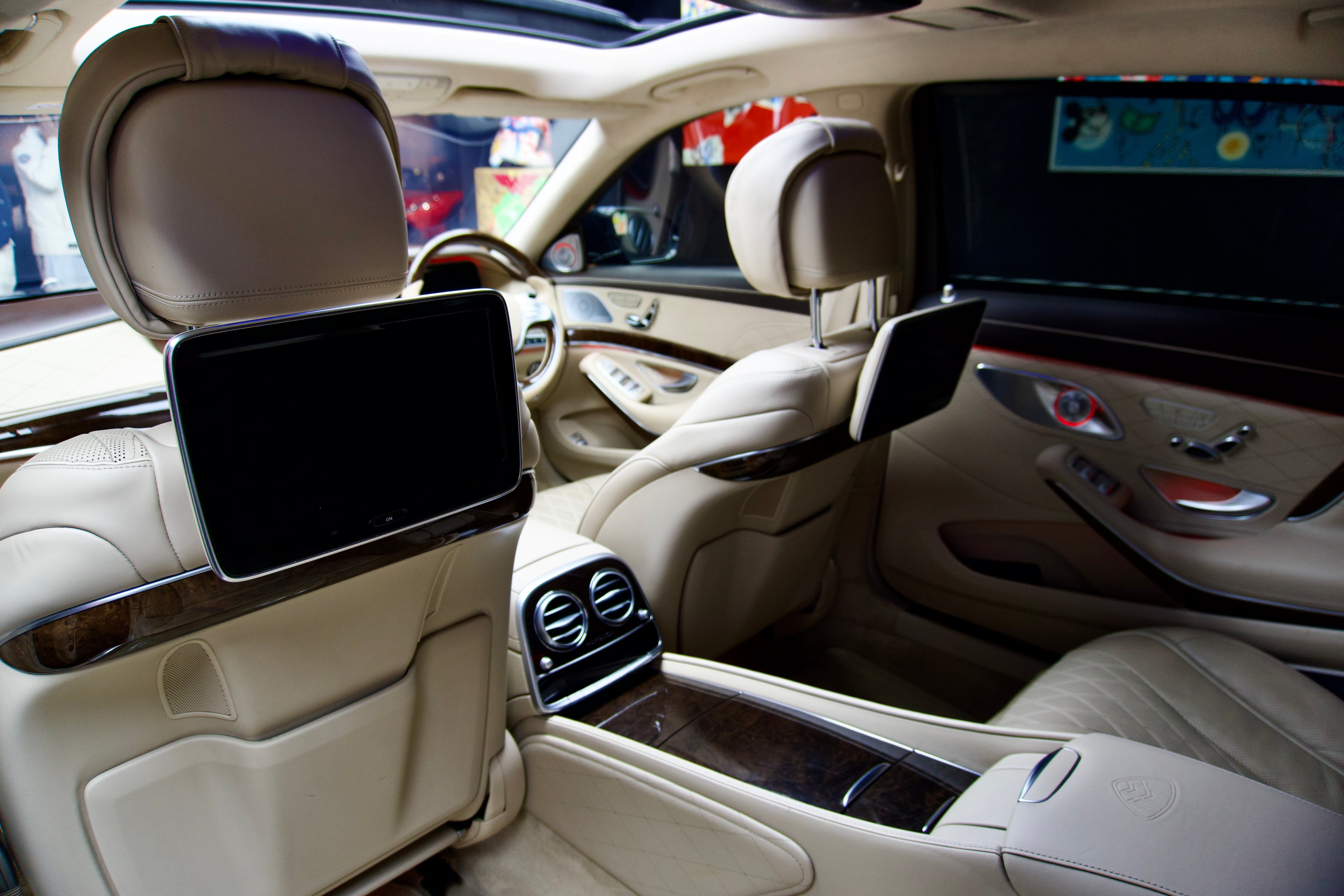 Mercedes-Maybach S-Class S600