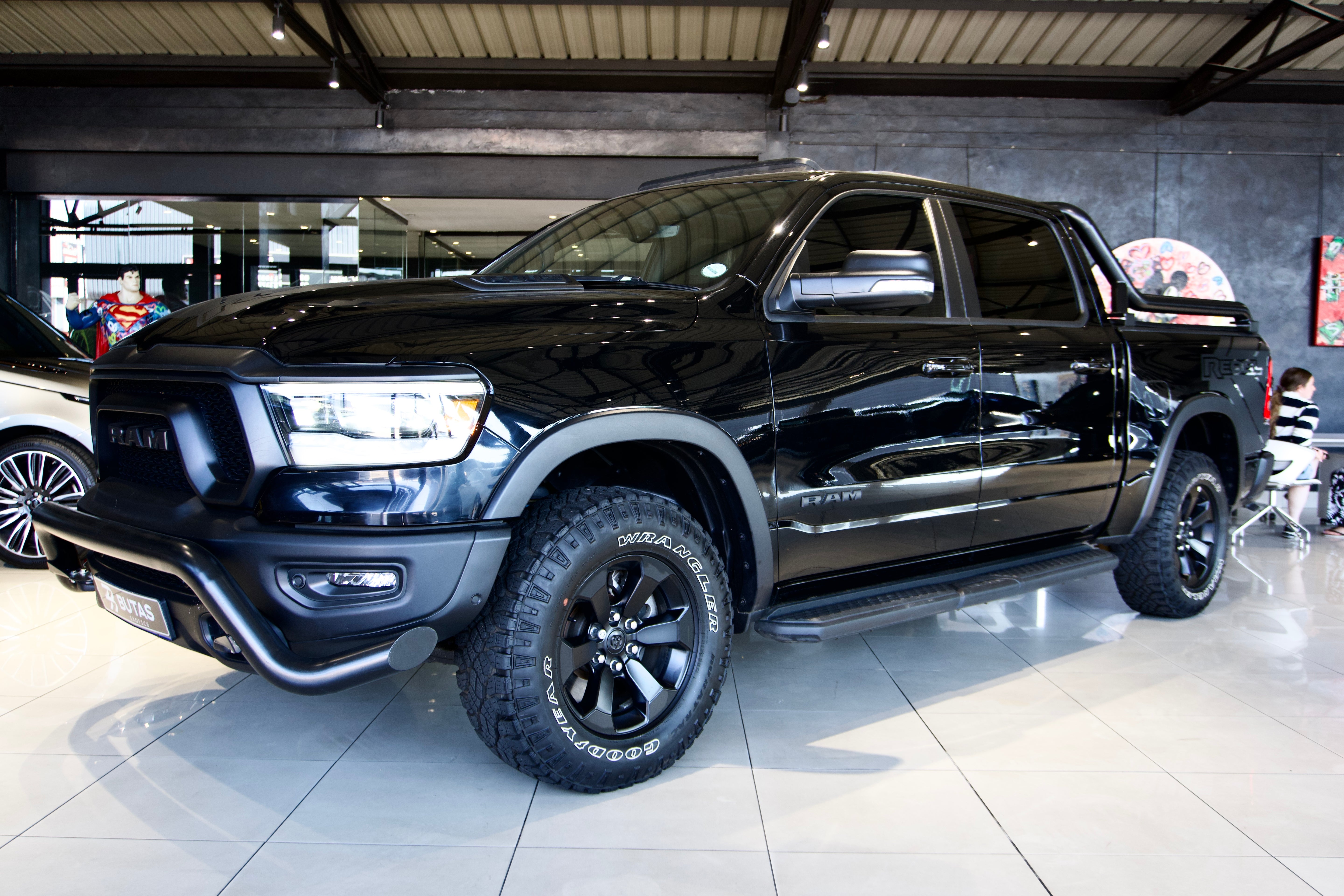 Dodge RAM 1500 5.7 L Hemi 4X4 Limited