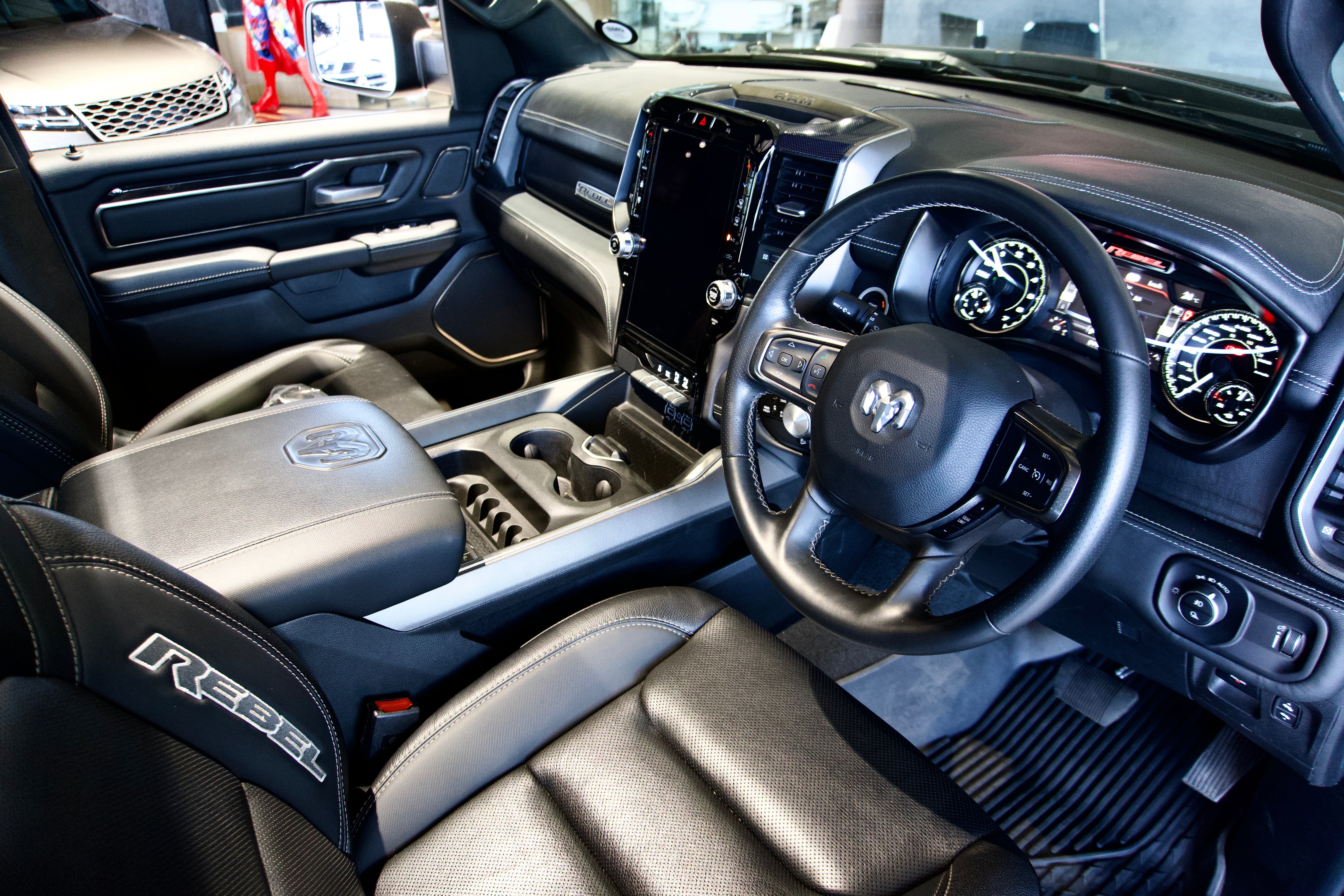 Dodge RAM 1500 5.7 L Hemi 4X4 Limited