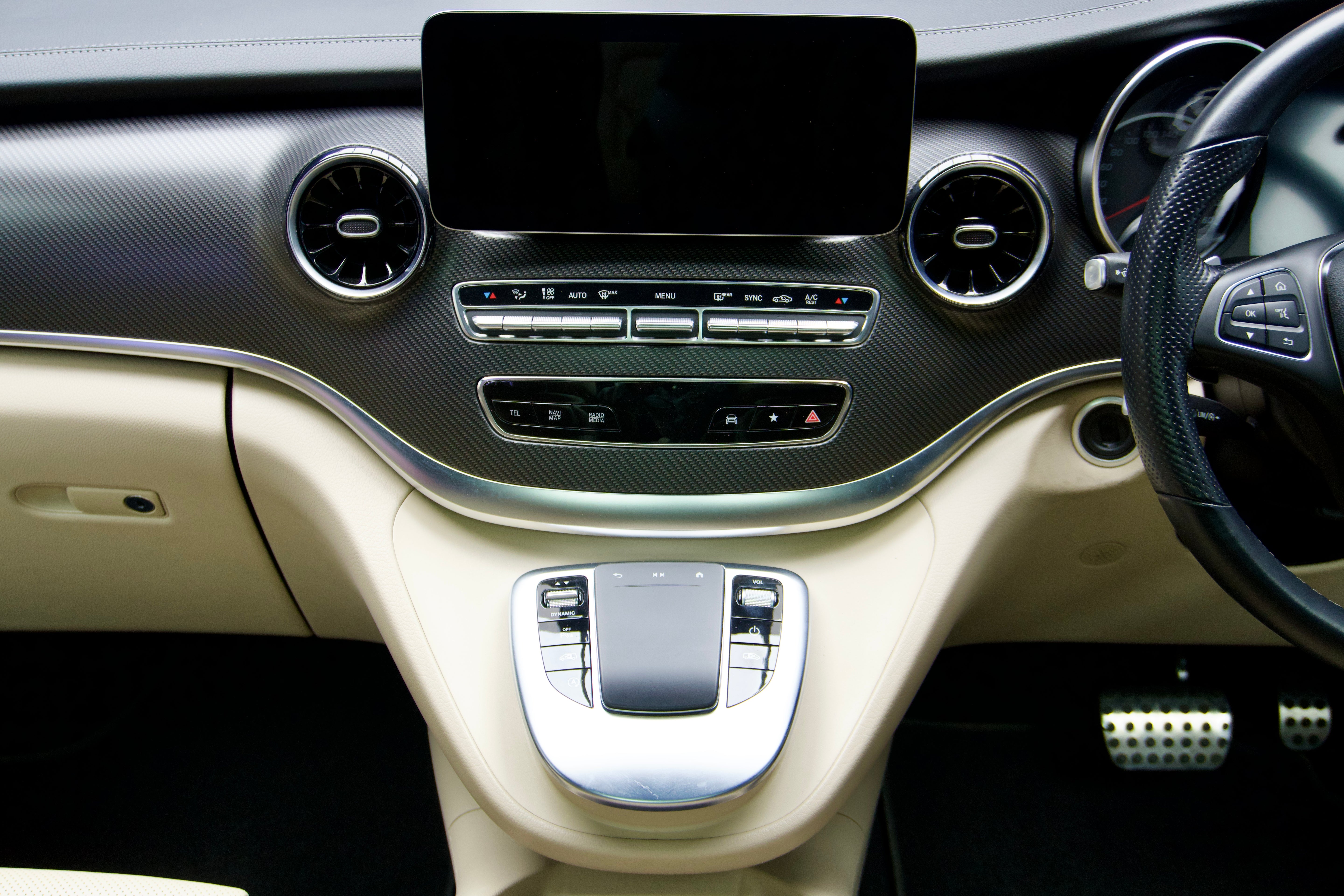 Mercedes-Benz V-Class V300d Exclusive AMG Line