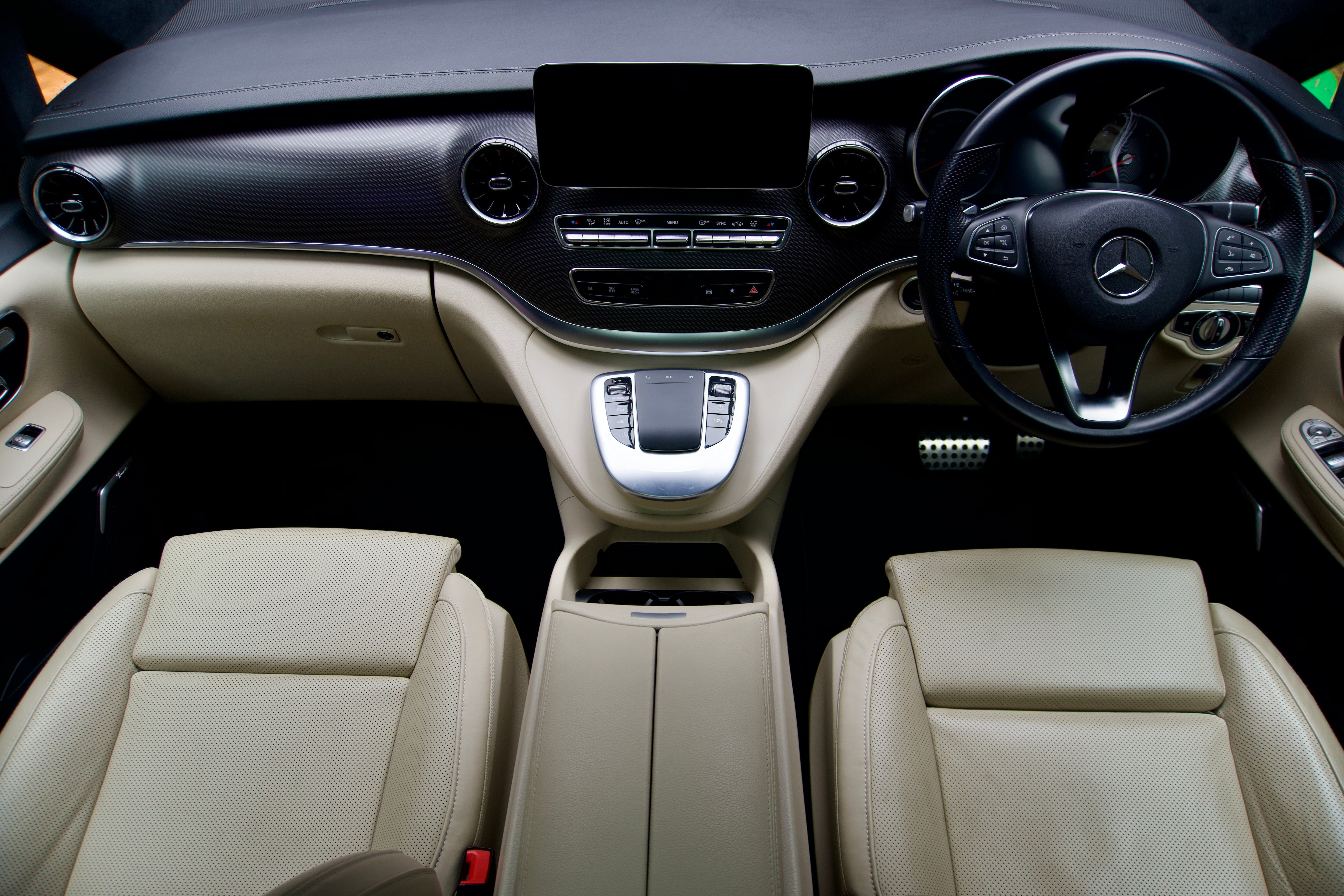 Mercedes-Benz V-Class V300d Exclusive AMG Line