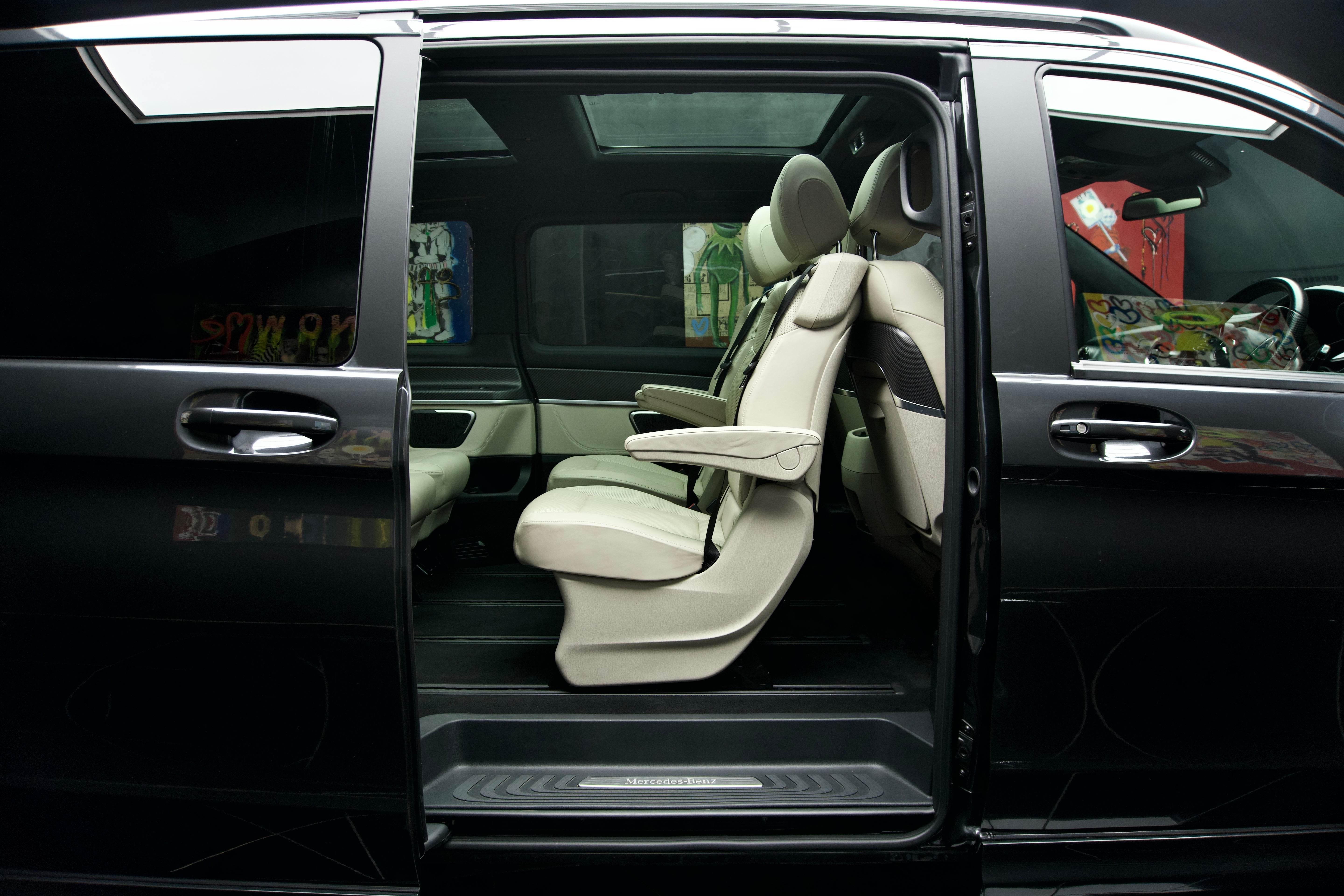 Mercedes-Benz V-Class V300d Exclusive AMG Line