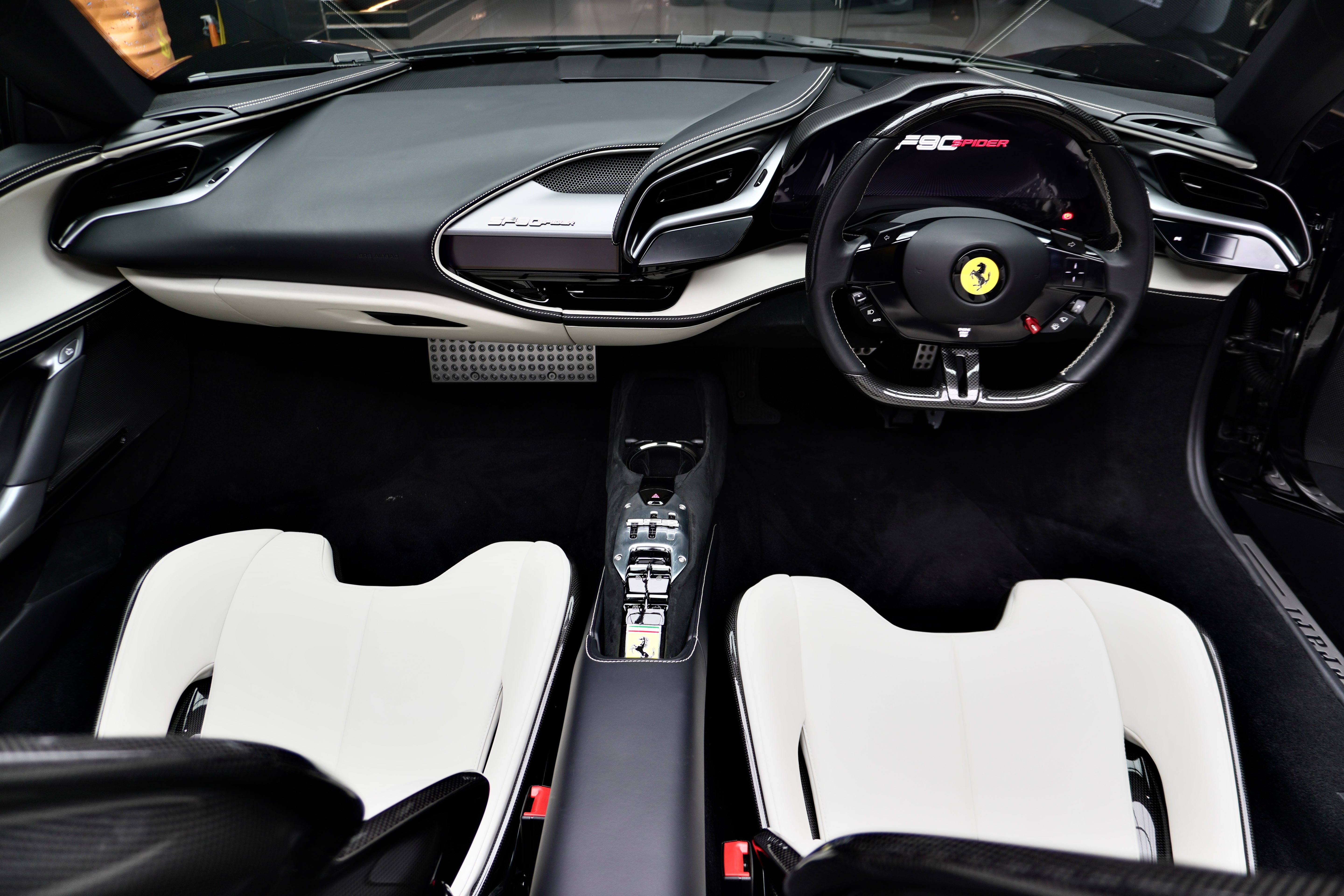 Ferrari SF90 Spider