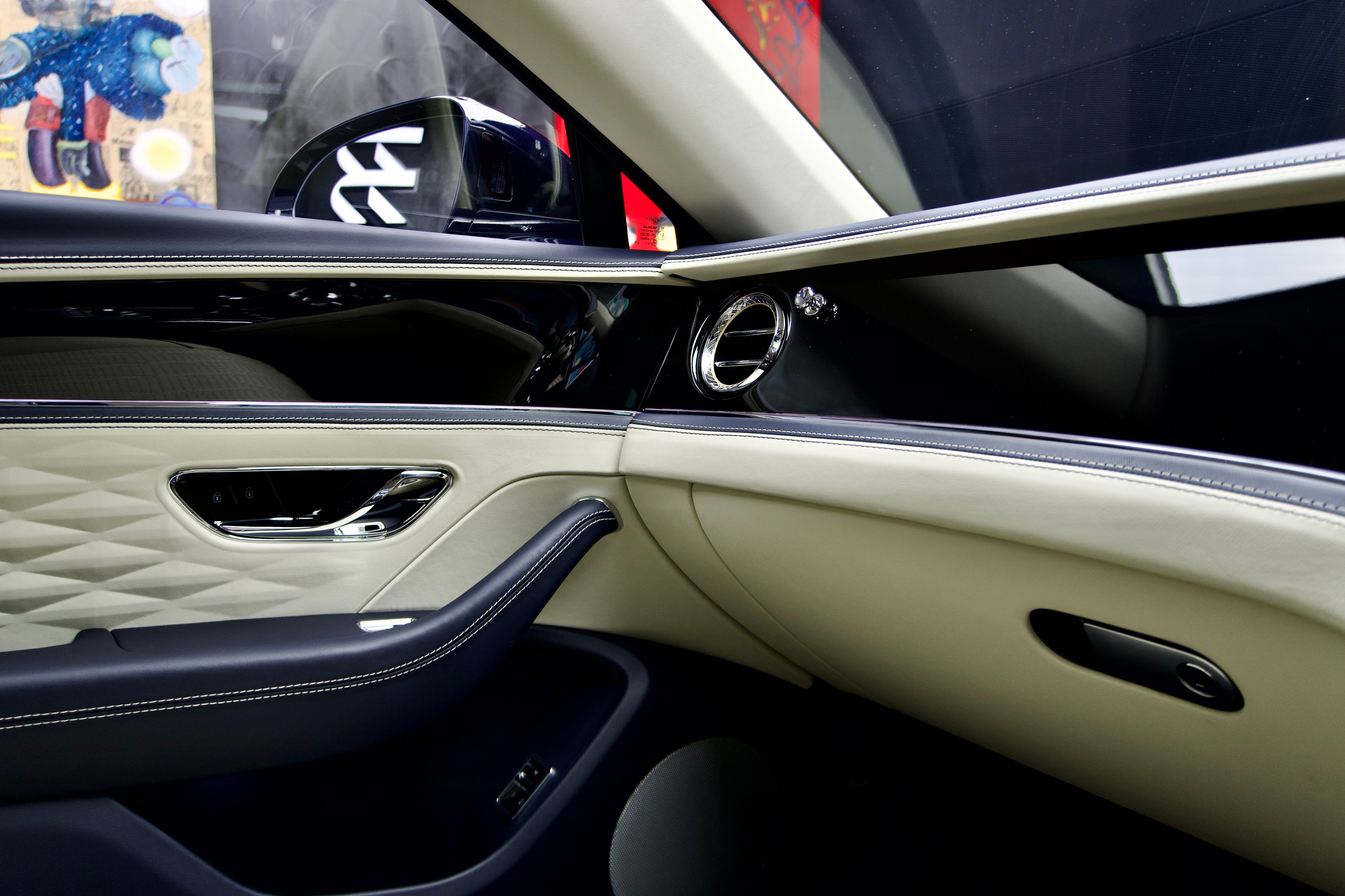Bentley Flying Spur W12