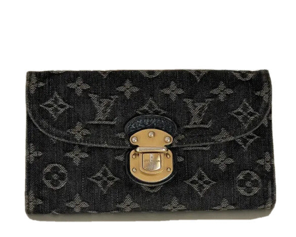 Louis Vuitton Amelia Wallet & Notebook