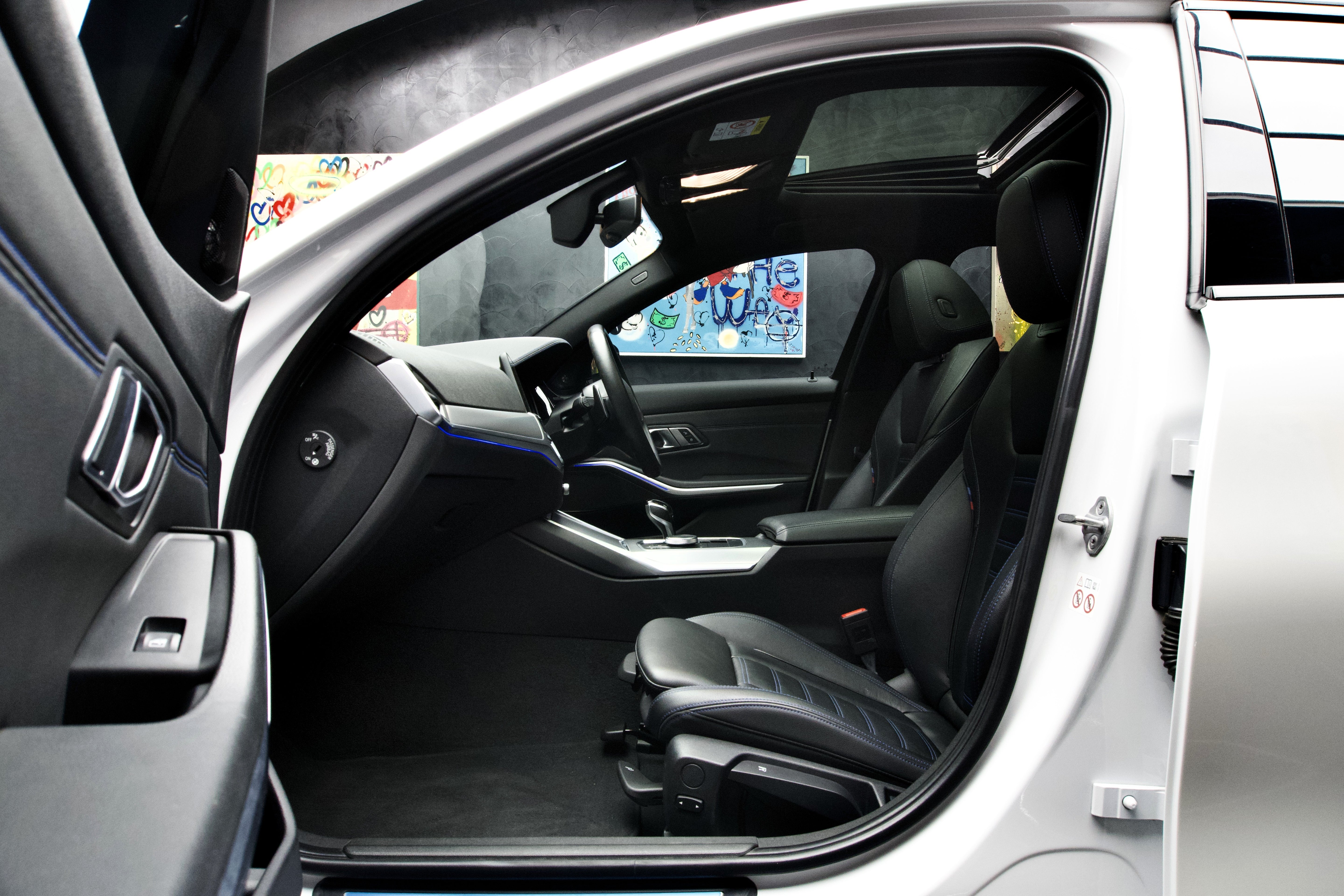 BMW 3 Series 330i M Sport Launch Edition