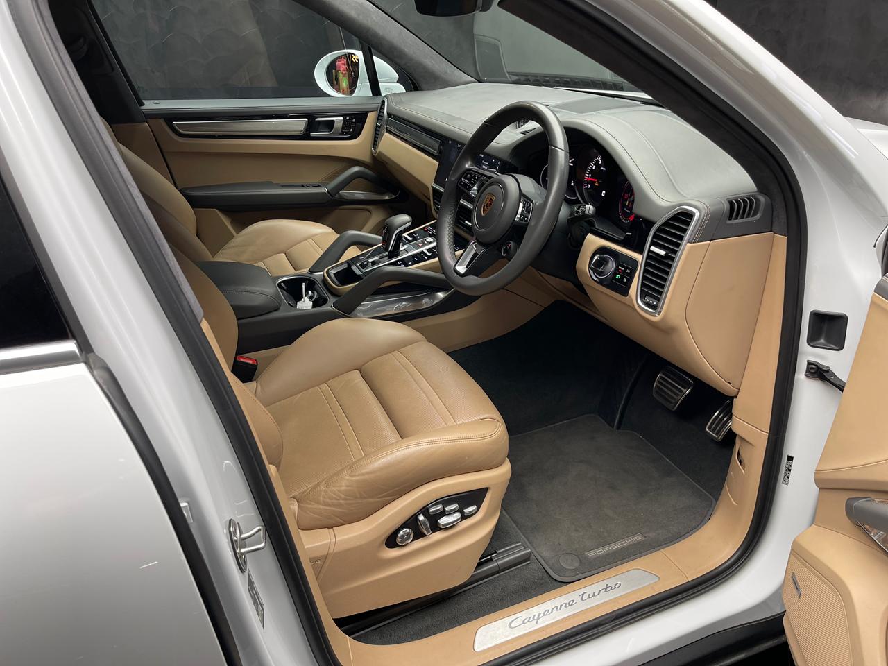 2020 Porsche Cayenne Turbo