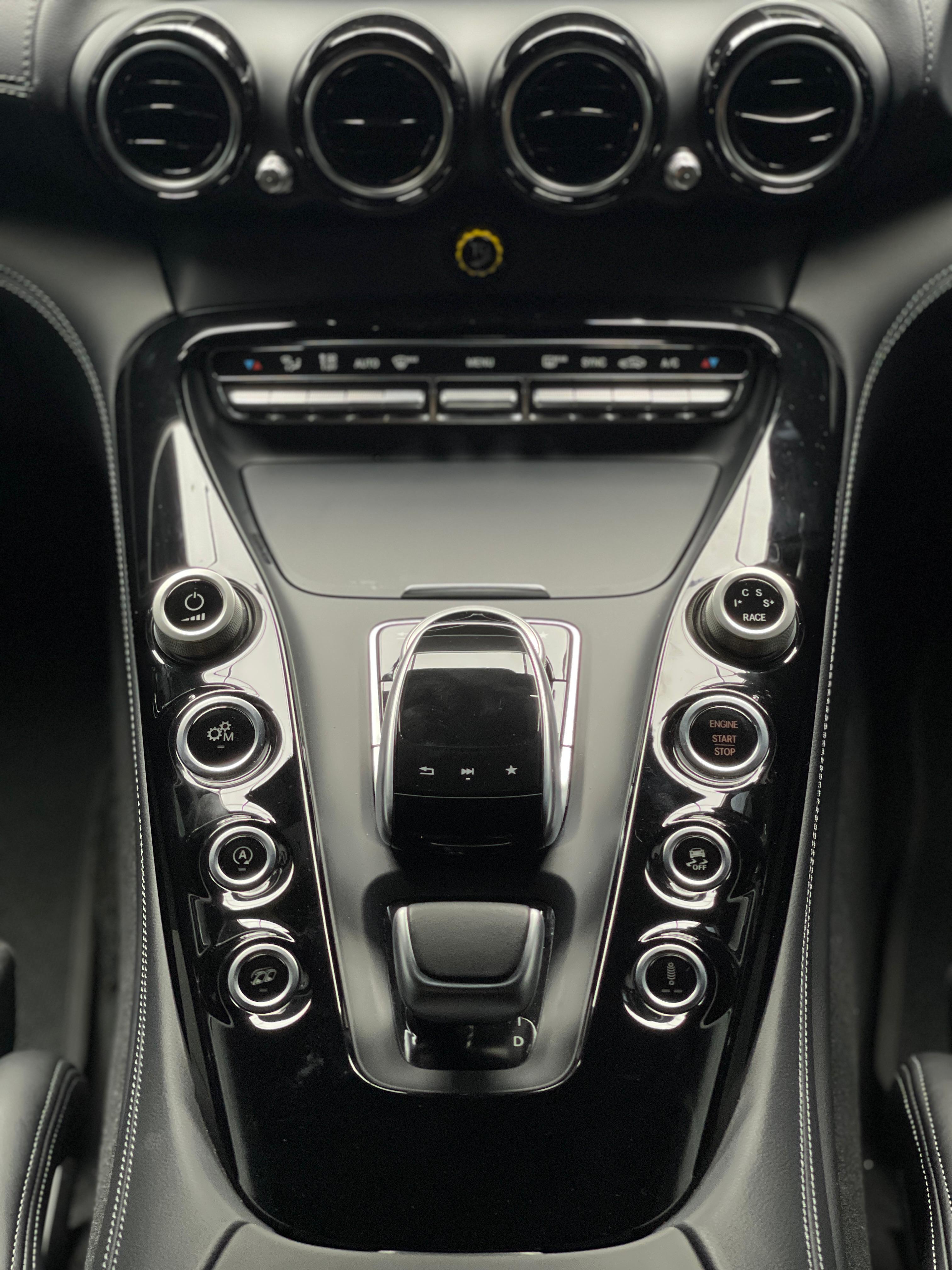 2018 Mercedes-AMG GT R