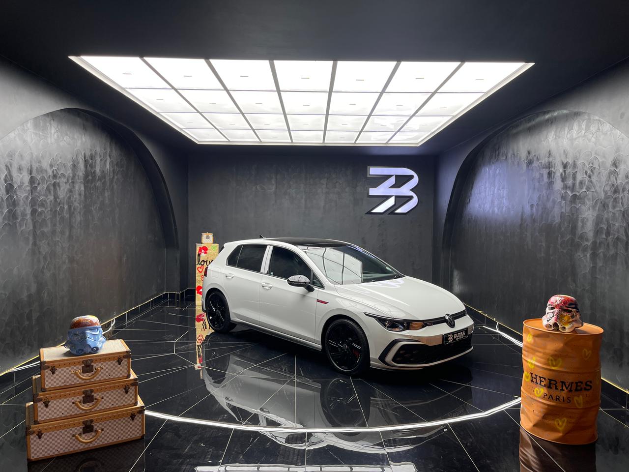 2023 Volkswagen Golf GTI Jacara Edition