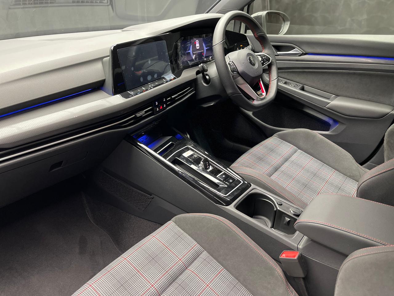 2023 Volkswagen Golf GTI Jacara Edition