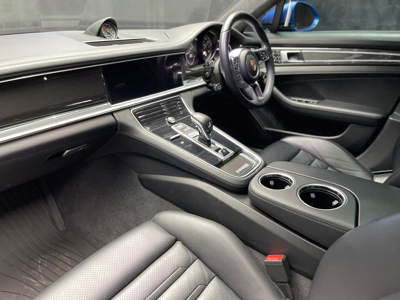 2017 Porsche Panamera Turbo