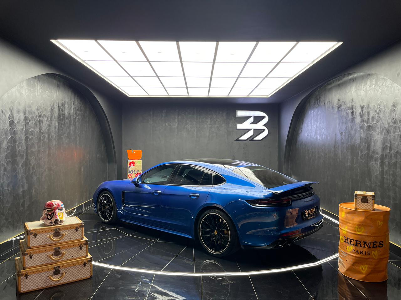 2017 Porsche Panamera Turbo