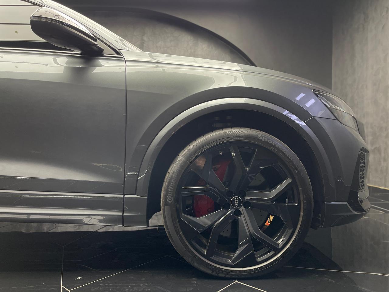 2021 Audi RSQ8 Quattro