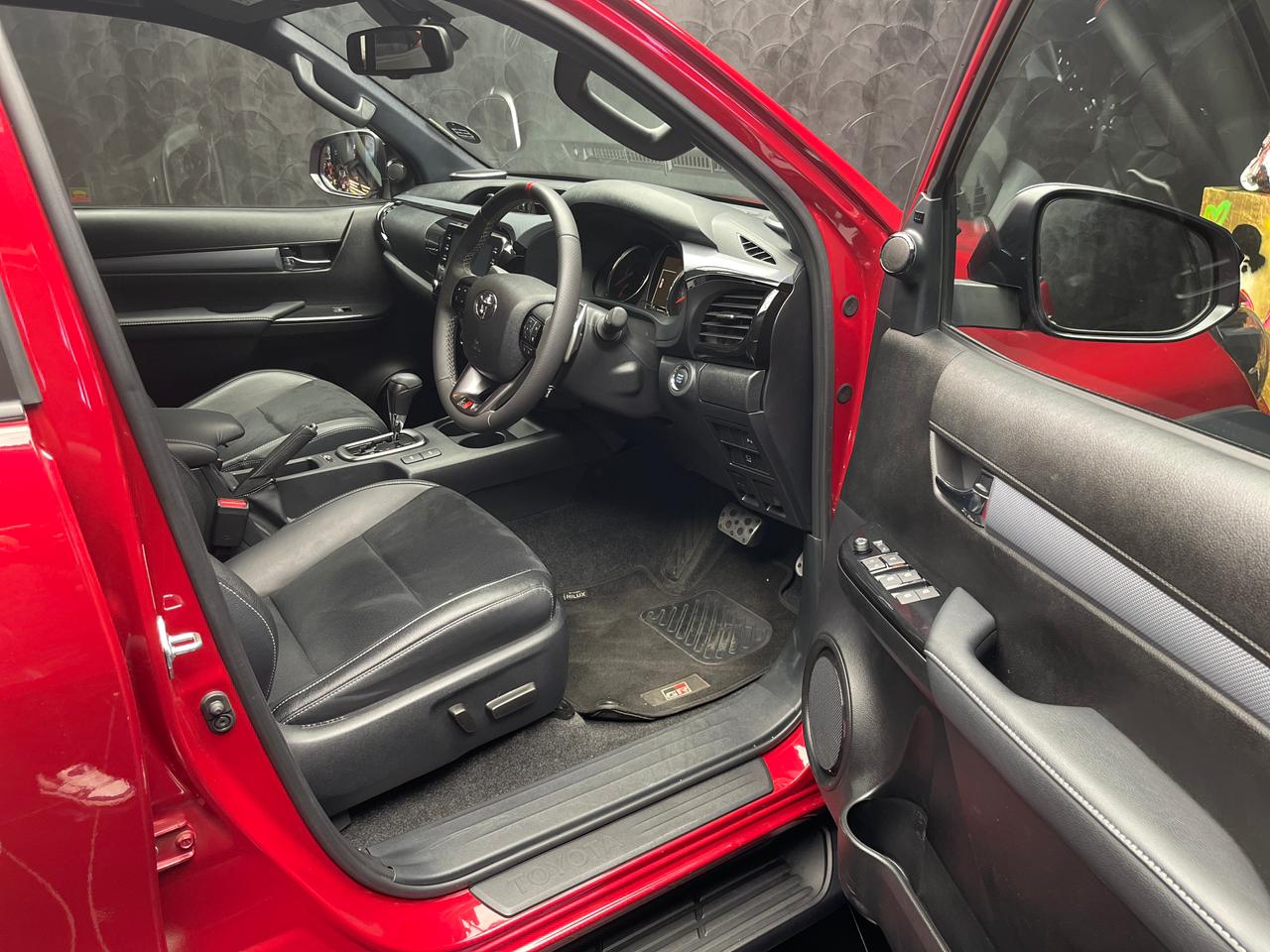 Toyota Hilux 2.8GD-6 Double Cab 4x4 GR-Sport