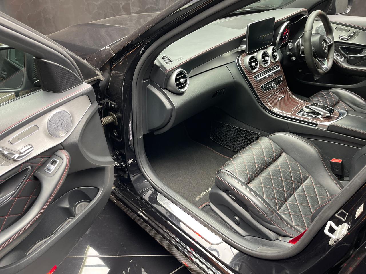 Mercedes-AMG C-Class C63 Edition 1