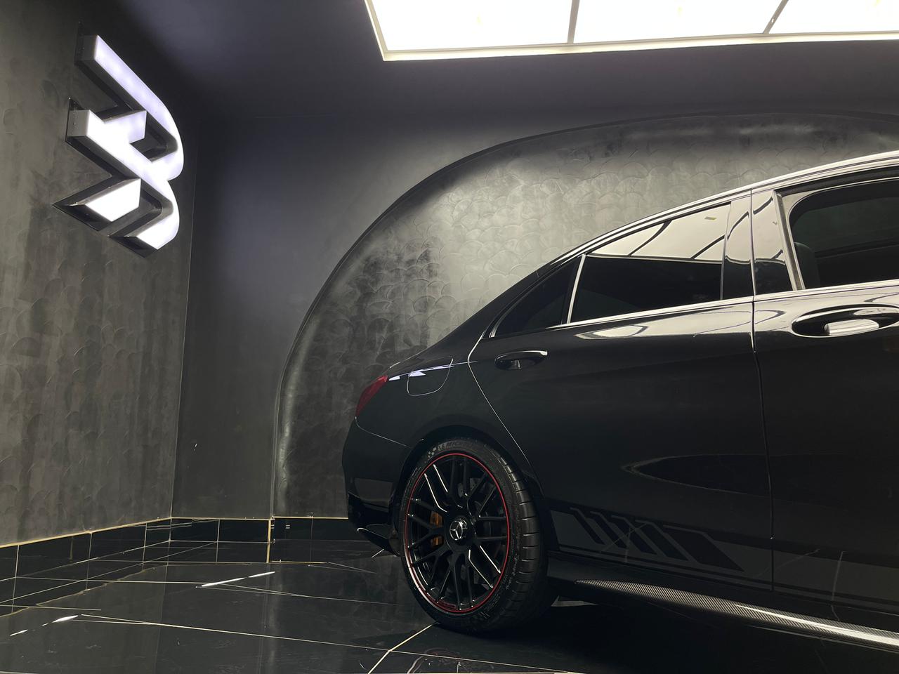 Mercedes-AMG C-Class C63 Edition 1