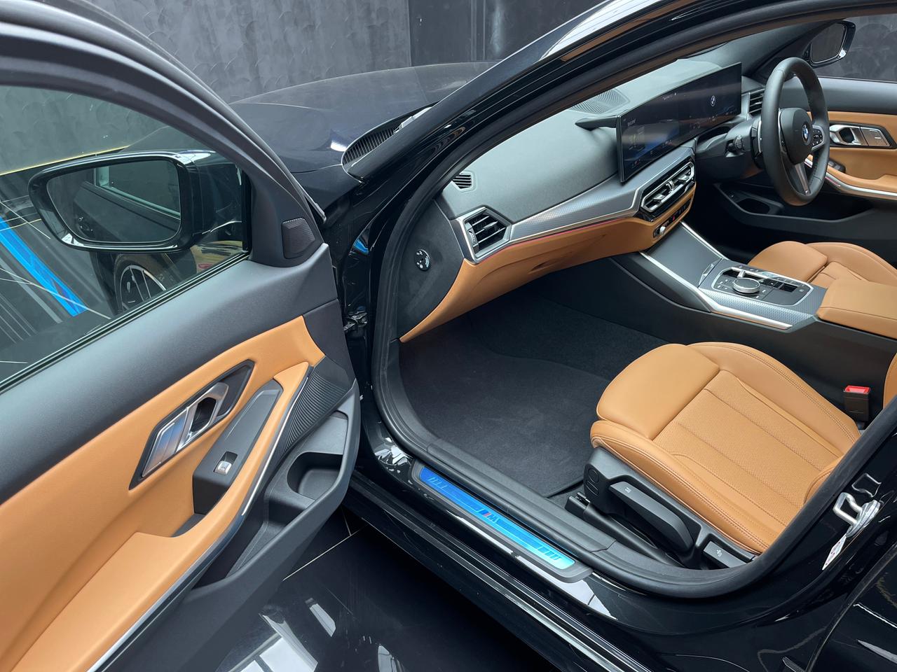 2025 BMW 320i M Sport Pro